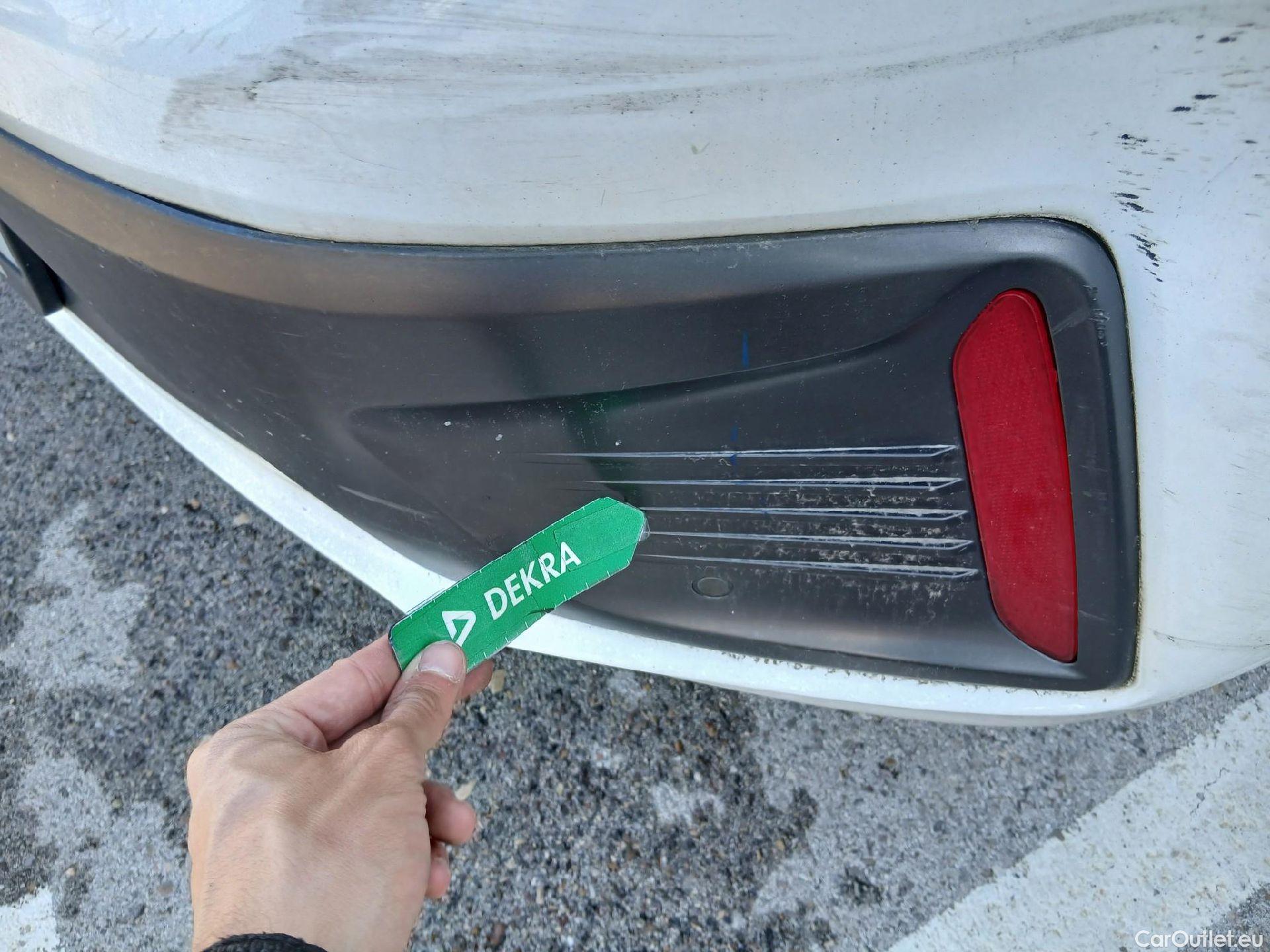  Hyundai   Ioniq HYUNDAI / 2019 / 5P / berlina con portón 1.6 GDI HEV Klass DCT #29