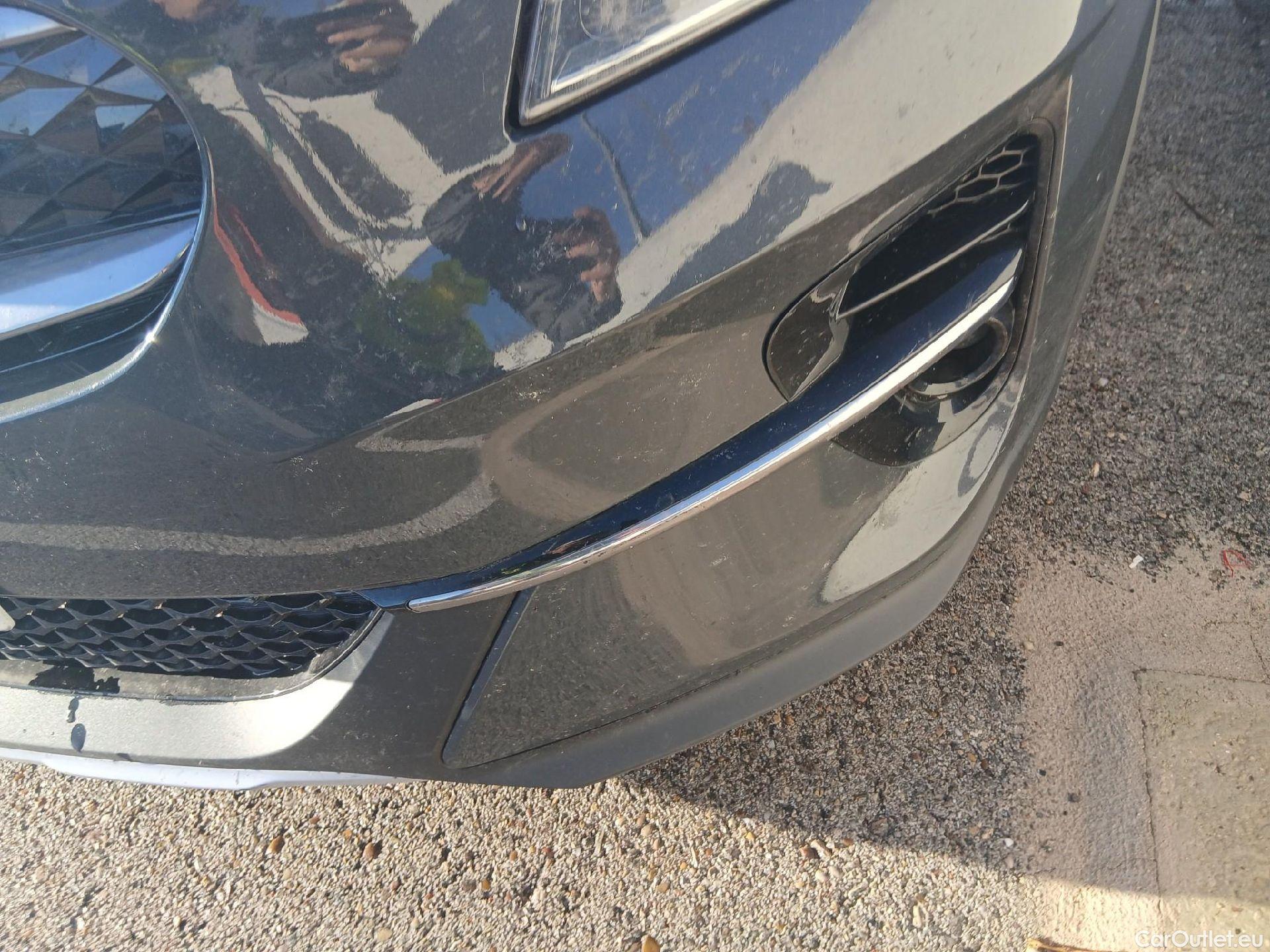  KIA  XCeed KIA  1.6 GDi PHEV 104kW (141CV) eDrive (AC) #14