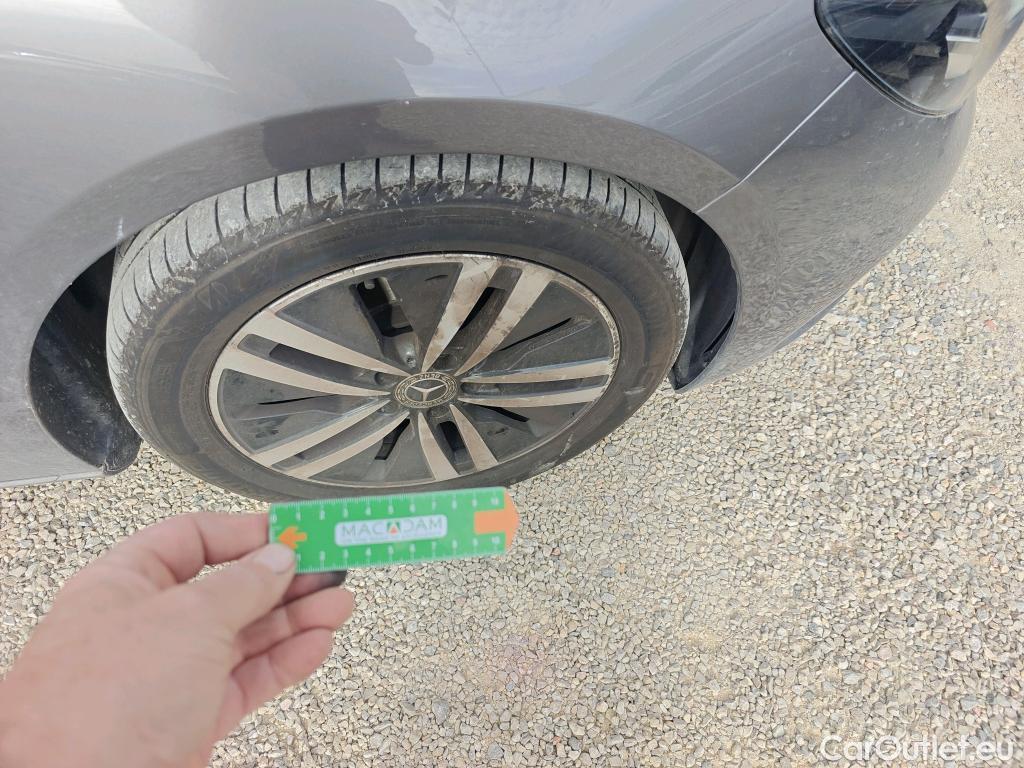  Mercedes  B-Klasse MERCEDES-BENZ Clase B / 2019 / 5P / monovolumen compacto B 180 d #9