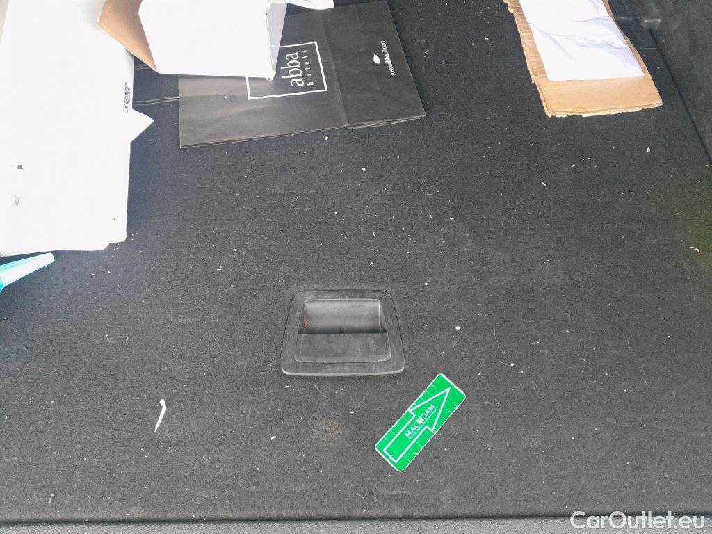  Peugeot  3008 PEUGEOT  / 2020 / 5P / todoterreno 1.5 BlueHDi 96kW (130CV) S&S Active Pack #10