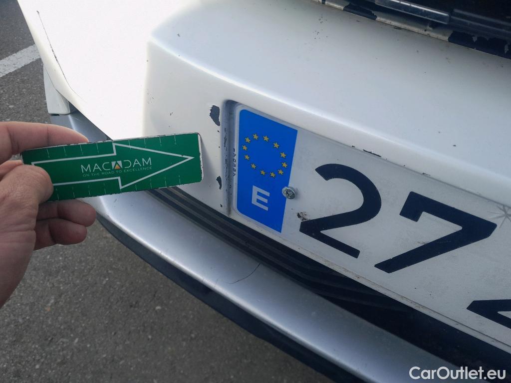  Peugeot  3008 PEUGEOT  / 2020 / 5P / todoterreno 1.5 BlueHDi 96kW (130CV) S&S Active Pack #13