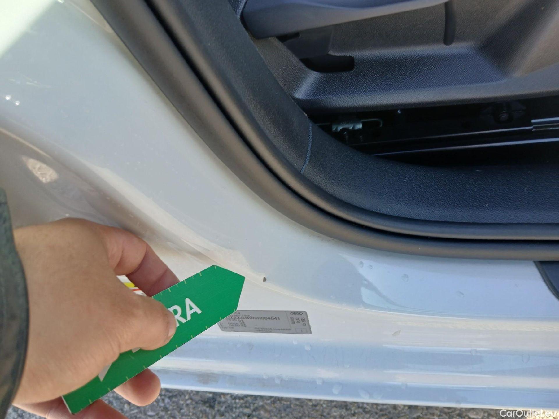  Audi  A1 Sportback AUDI A1 / 2018 / 5P / berlina con portón Sportback Advanced 25 TFSI 70kW (95CV) #3