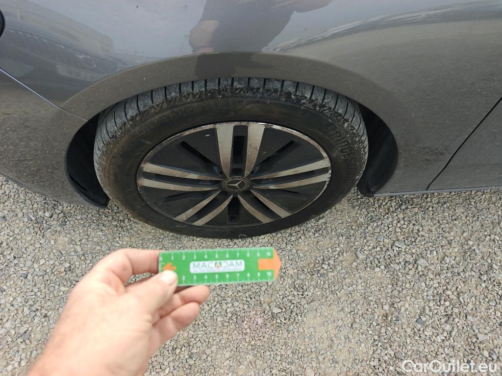  Mercedes  B-Klasse MERCEDES-BENZ Clase B / 2019 / 5P / monovolumen compacto B 180 d #7