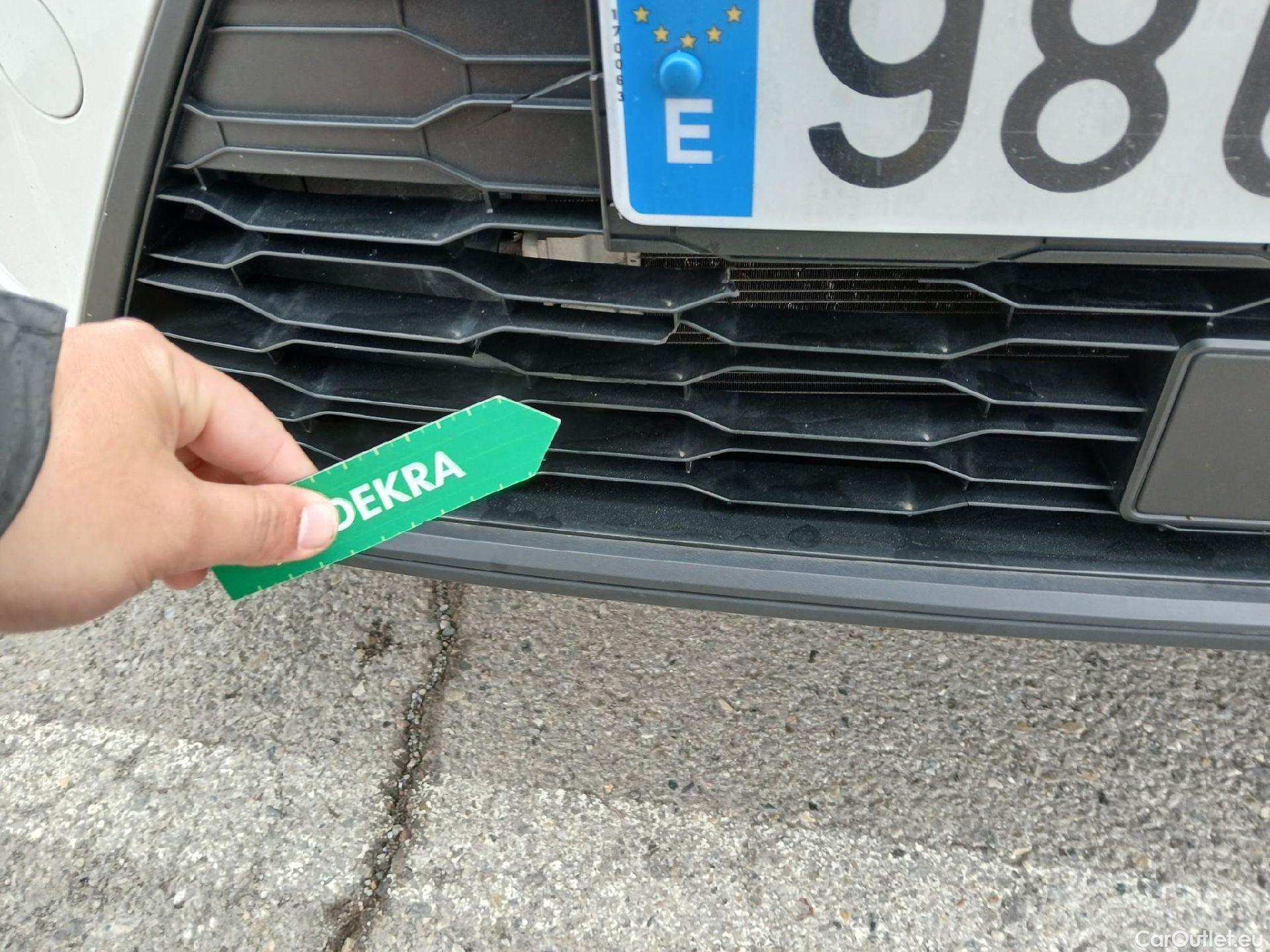  Seat  Arona SEAT  / 2017 / 5P / todoterreno 1.0 TSI 85kW (115Cv) Style Edition Eco (CX) #9