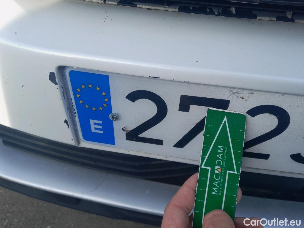  Peugeot  3008 PEUGEOT  / 2020 / 5P / todoterreno 1.5 BlueHDi 96kW (130CV) S&S Active Pack #18