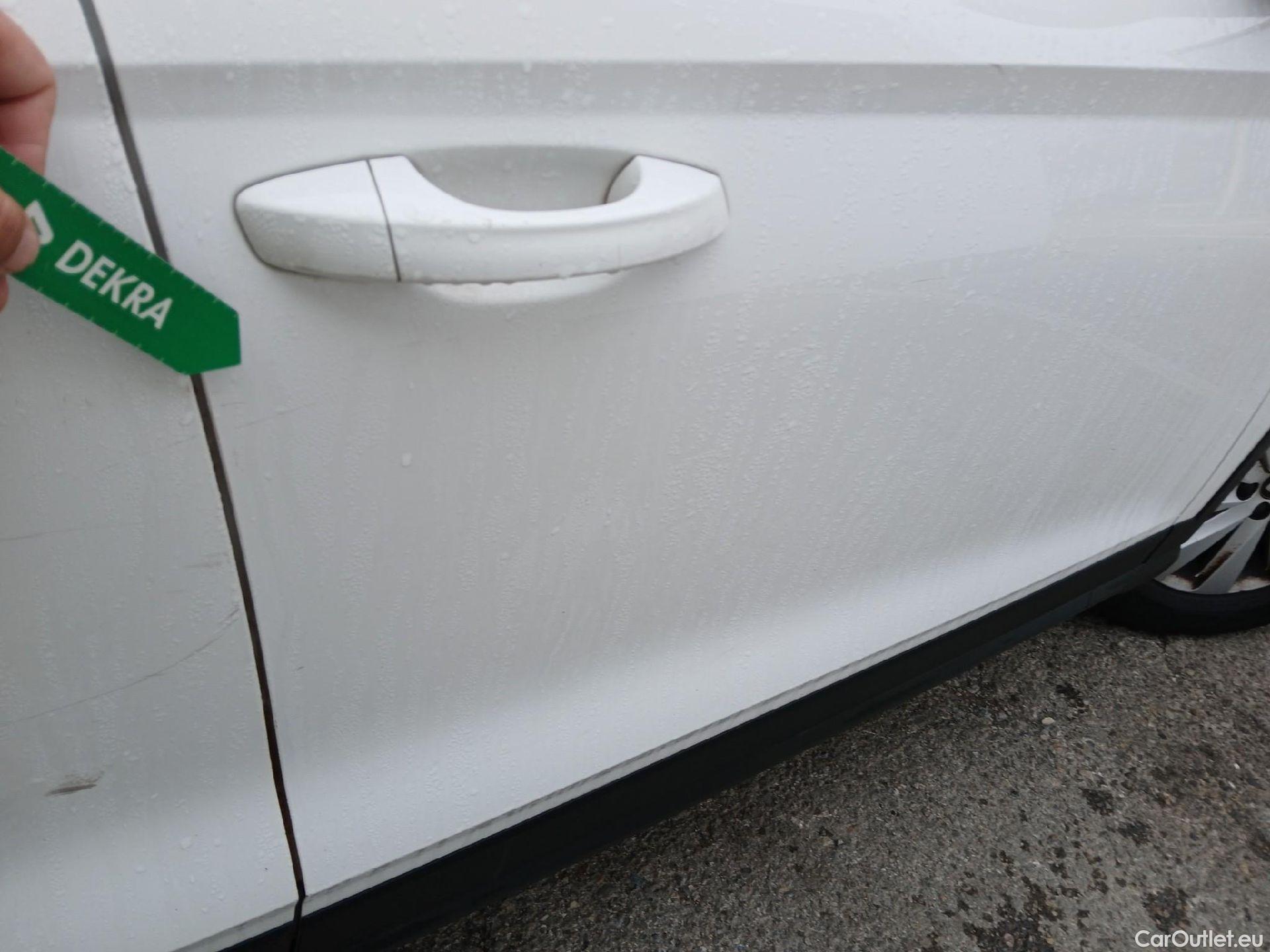  Seat  Arona SEAT  / 2017 / 5P / todoterreno 1.0 TSI 85kW (115Cv) Style Edition Eco (CX) #28