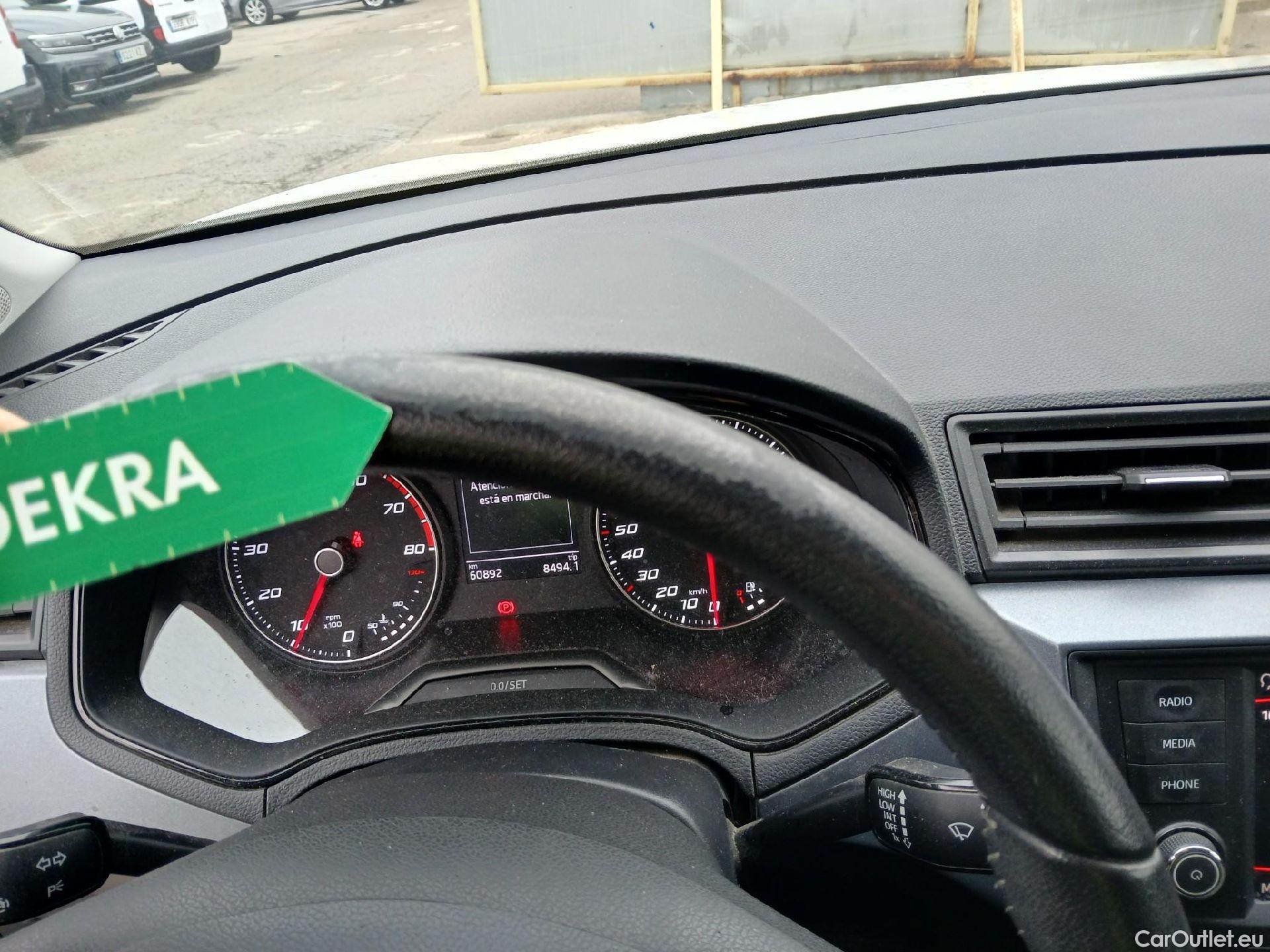  Seat  Arona SEAT  / 2017 / 5P / todoterreno 1.0 TSI 85kW (115Cv) Style Edition Eco (CX) #3