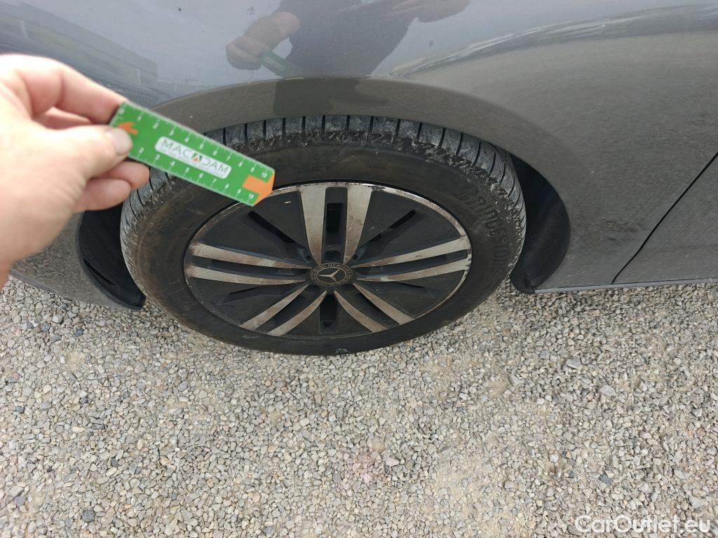  Mercedes  B-Klasse MERCEDES-BENZ Clase B / 2019 / 5P / monovolumen compacto B 180 d #8