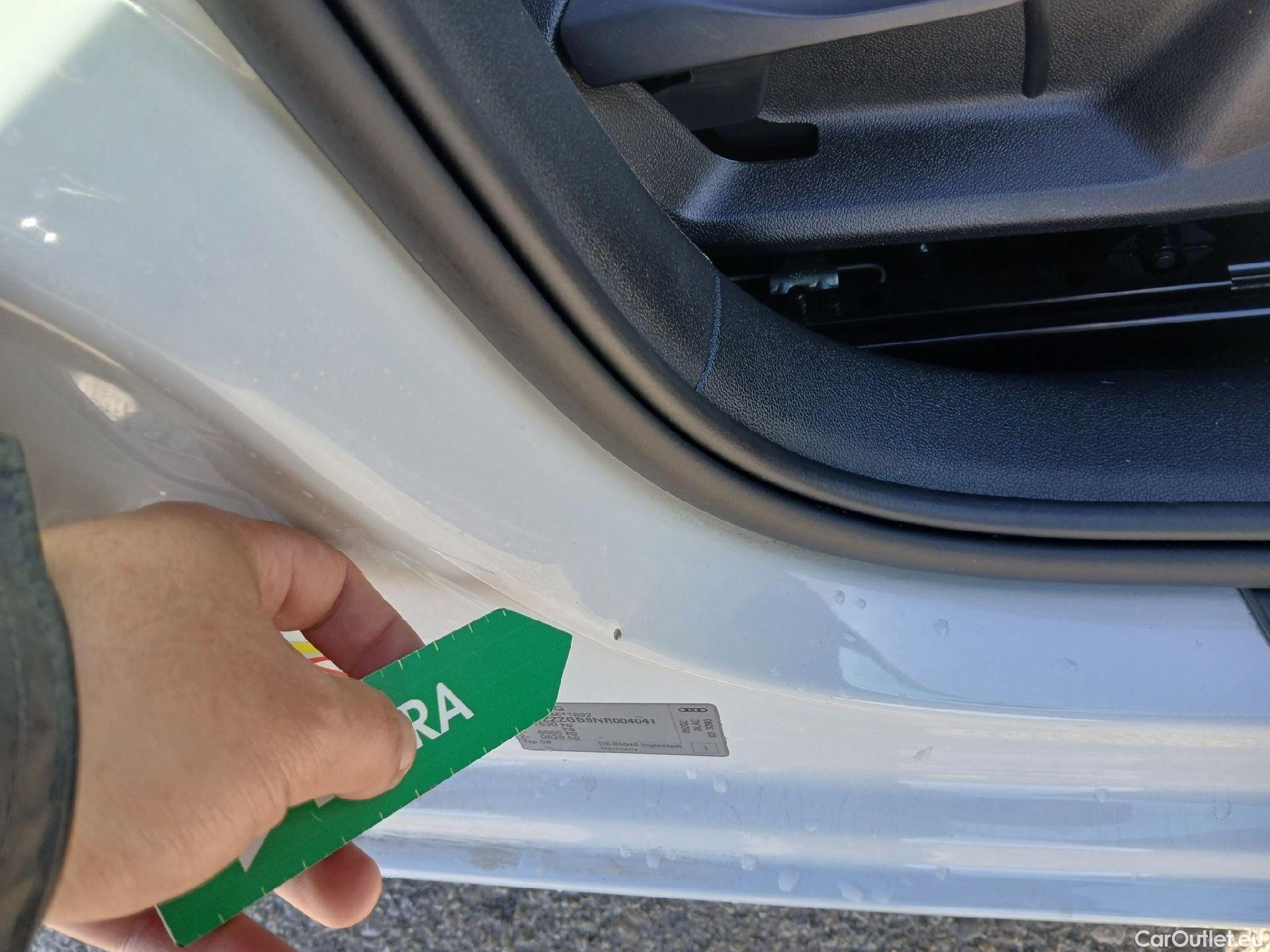  Audi  A1 Sportback AUDI A1 / 2018 / 5P / berlina con portón Sportback Advanced 25 TFSI 70kW (95CV) #4