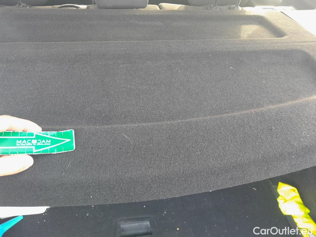  Peugeot  3008 PEUGEOT  / 2020 / 5P / todoterreno 1.5 BlueHDi 96kW (130CV) S&S Active Pack #9