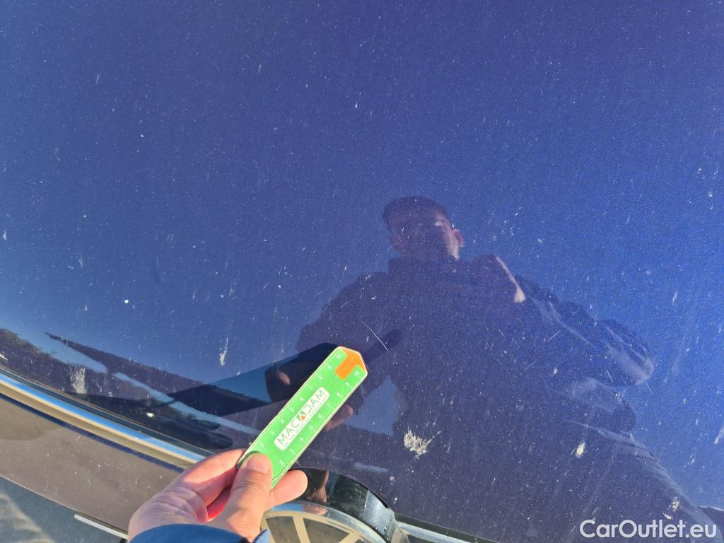  Volkswagen  Golf  VOLKSWAGEN / 2020 / 5P / berlina con portón Life 2.0 TDI 85kW (115CV) #24