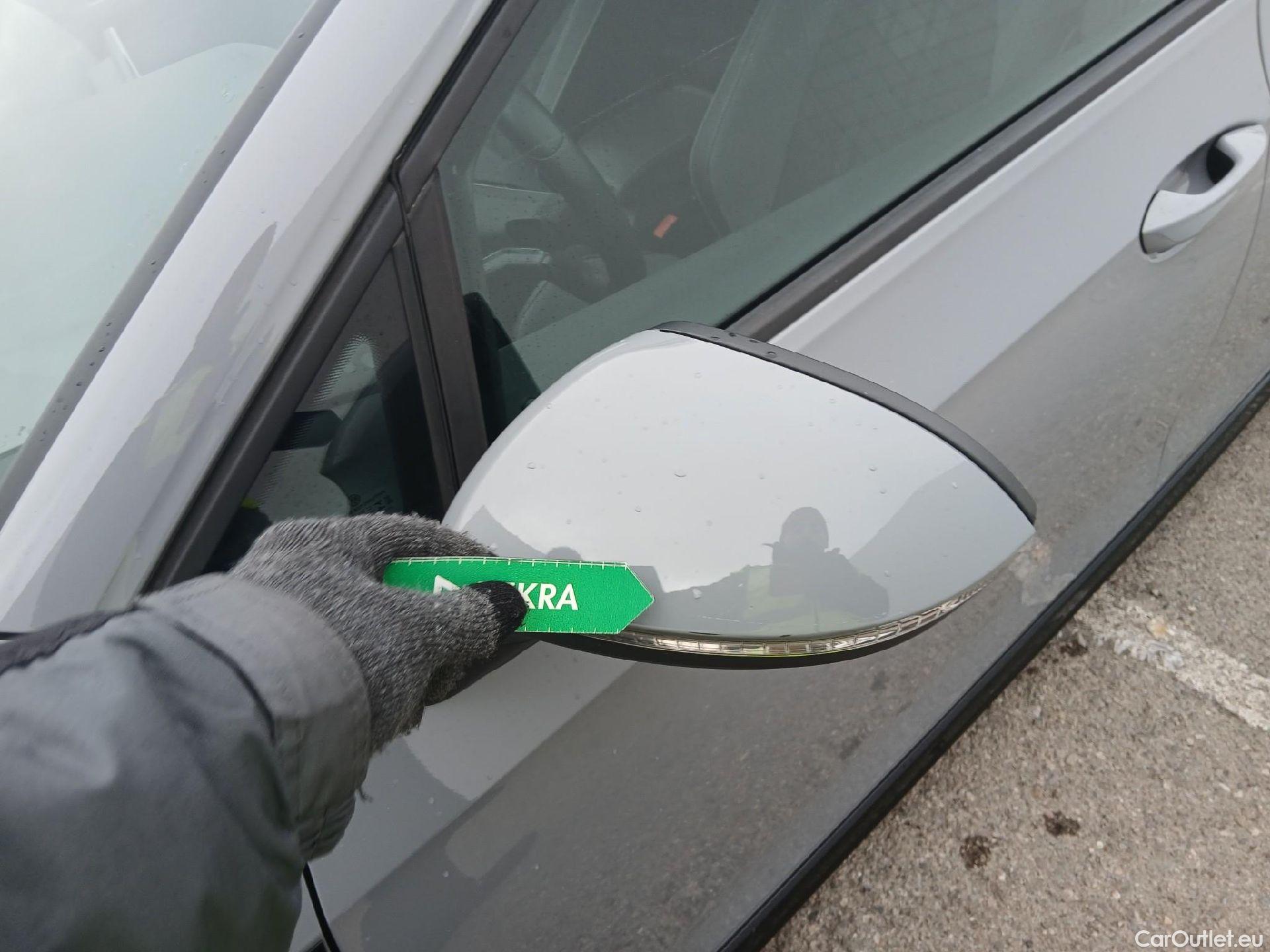  Volkswagen  Golf  VOLKSWAGEN / 2020 / 5P / berlina con portón R-Line 2.0 TDI 110kW (150CV) DSG #7