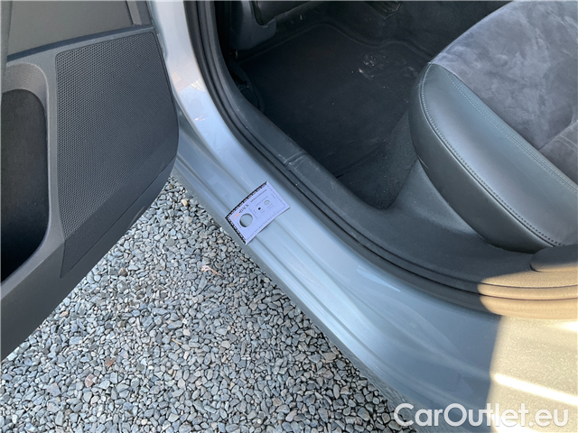  Skoda  Octavia  2.0TDI 110 L&K AT #13