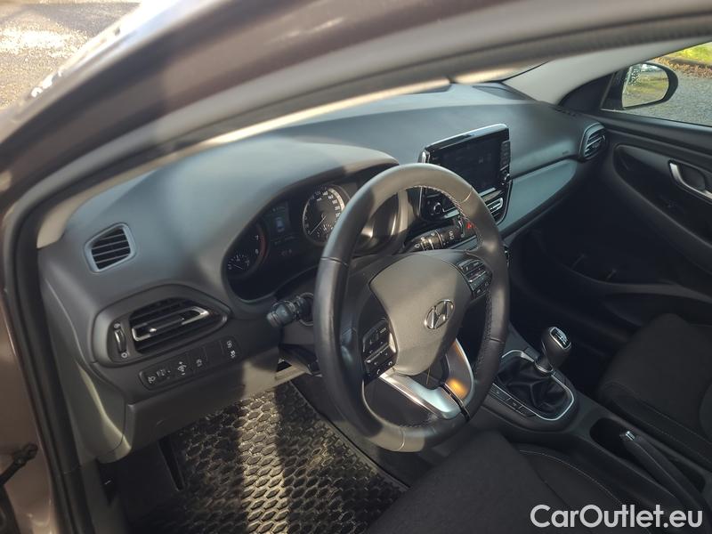 Hyundai  i30   cw (PD)(2017->)  kom.1.0TGDI Family Smart #7