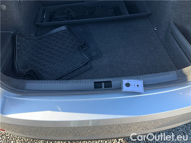  Skoda  Octavia  2.0TDI 110 L&K AT #8