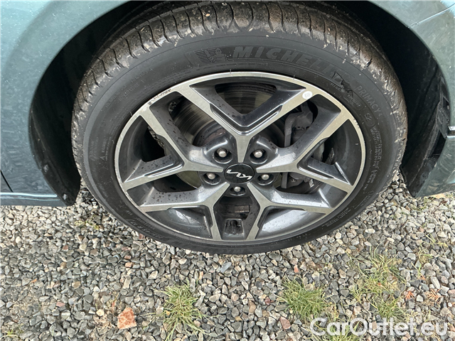  KIA  Cee'd Ceed SW 1.5 T-GDI 118 Top #4