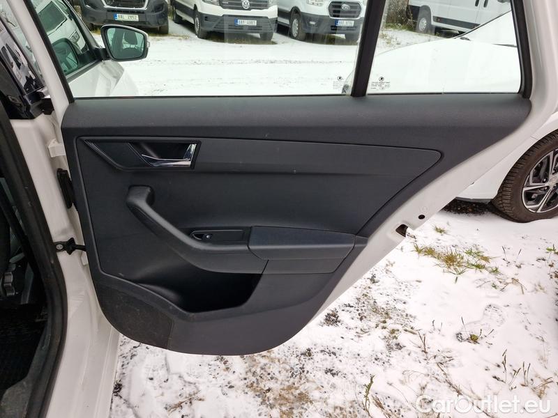  Skoda  Fabia  Combi (2015)  Com.1.0TSI 70 Style #35