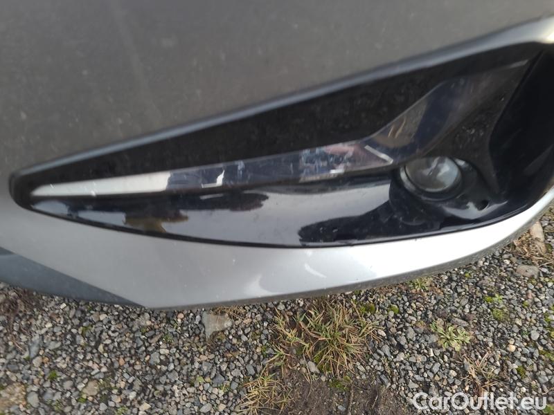  Hyundai  i30   cw (PD)(2017->)  kom.1.5T-GDI Family Smart #3