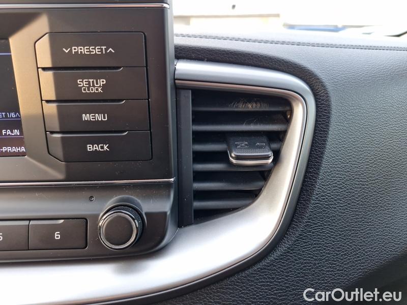  KIA  Cee'd Ceed Sportswagon (2018->) Ceed SW 1.5 T-GDI 118 Fresh #4