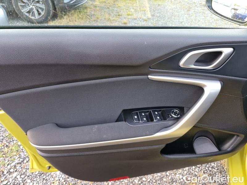  KIA  Cee'd Ceed Sportswagon (2018->) Ceed SW 1.5 T-GDI 118 Fresh #2