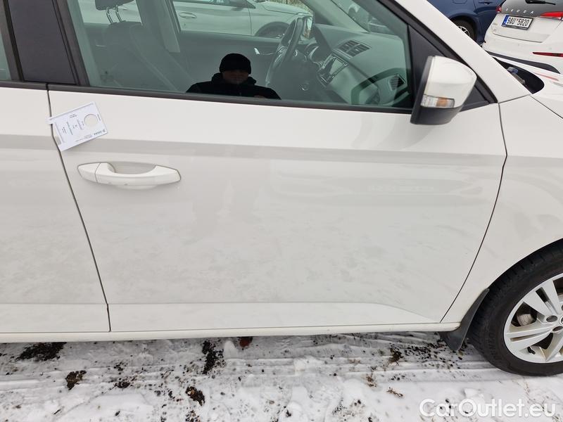  Skoda  Fabia  Combi (2015)  Com.1.0TSI 70 Style #40