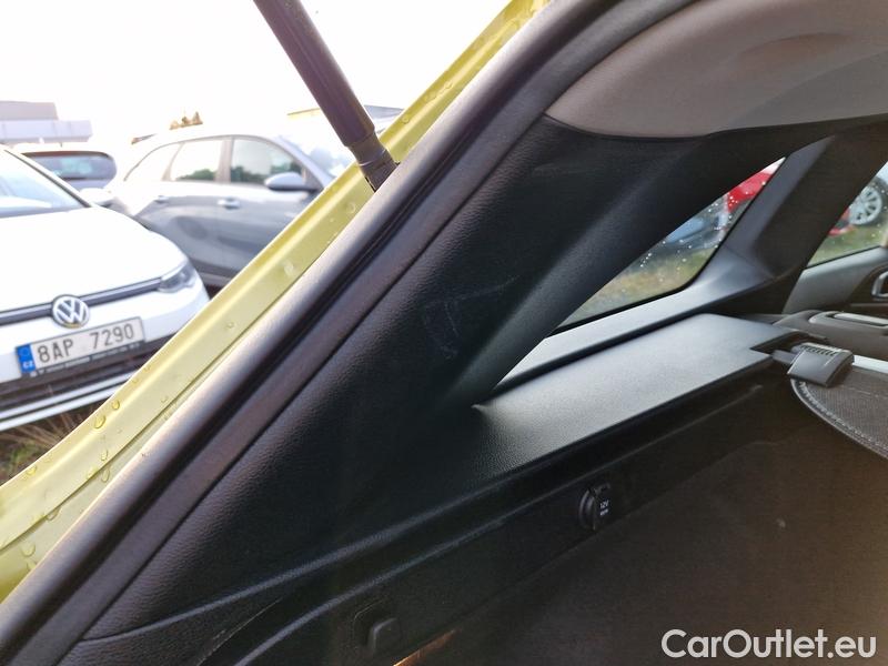  KIA  Cee'd Ceed Sportswagon (2018->) Ceed SW 1.5 T-GDI 118 Fresh #12