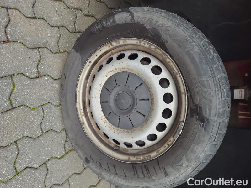  Volkswagen  Transporter T6  (2015) Transp.TDI110 4M KR 4d #19