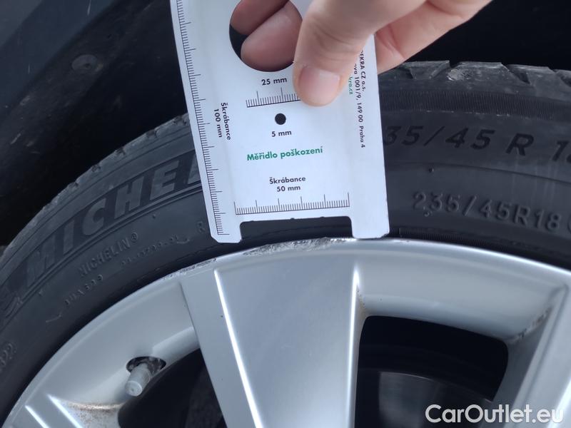  Skoda  Superb  Combi (3V5)(2015) Sup.C.FL2.0TDI 140 Sco.4x4 AT #35