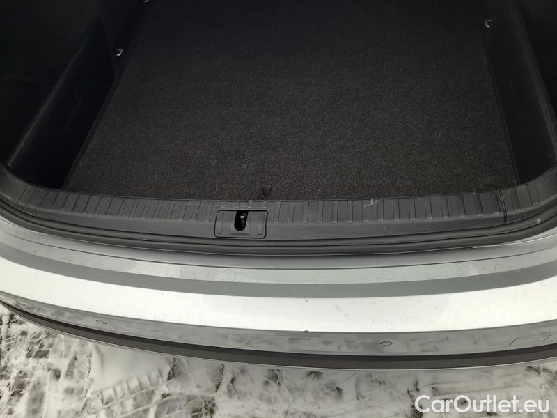  Skoda  Octavia  Combi (NX3)(2020) Oct.C. 2.0TDI 147 Scout 4x4 AT #14