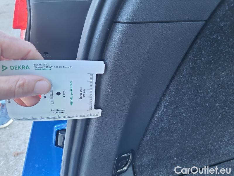  Skoda  Superb  Combi (3V5)(2015) Sup.C.FL2.0TDI 140 Sco.4x4 AT #26