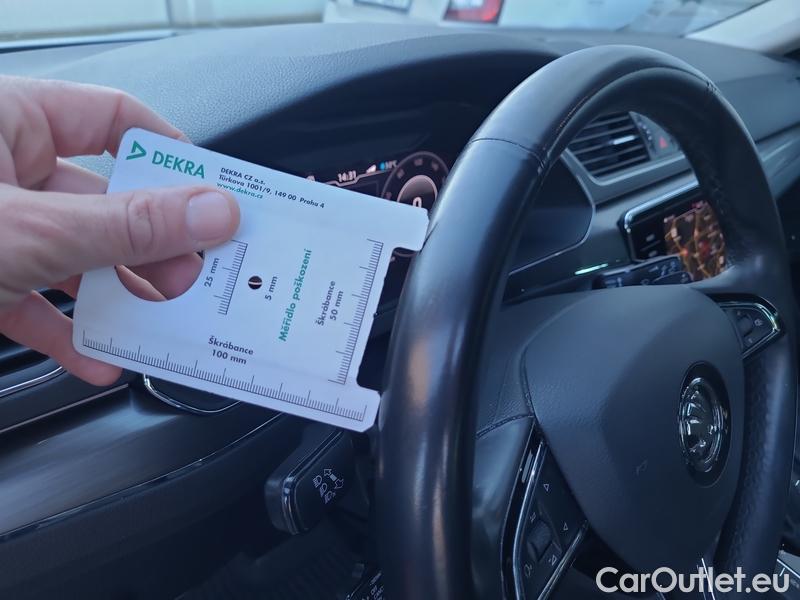  Skoda  Superb  Combi (3V5)(2015) Sup.C.FL2.0TDI 140 Sco.4x4 AT #19