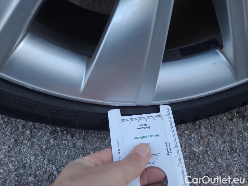  Skoda  Superb  Combi (3V5)(2015) Sup.C.FL2.0TDI 140 Sco.4x4 AT #29