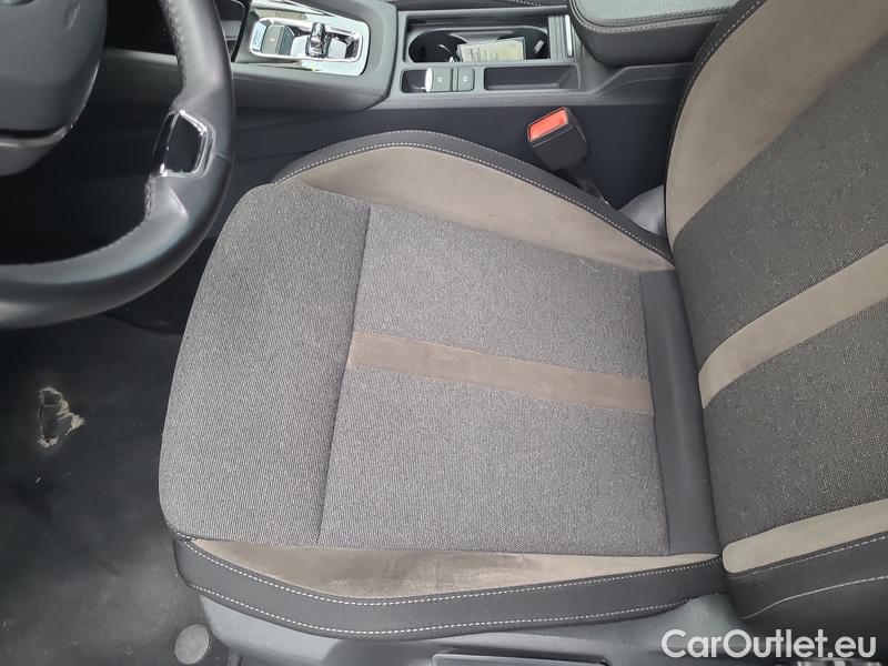  Skoda  Octavia  Combi (NX3)(2020) Oct.C. 2.0TDI 147 Scout 4x4 AT #8