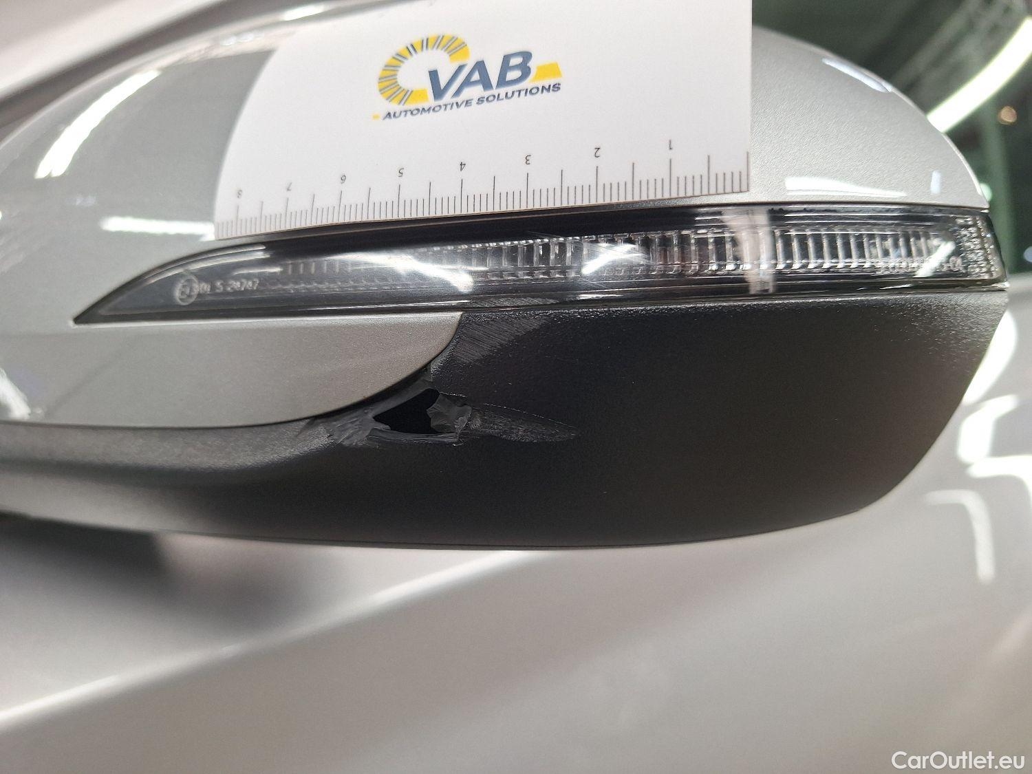  Hyundai  i30 Hyundai,  FL'20, Hyundai  5D 1.0 T-GDi 88kW Twist 5d #33