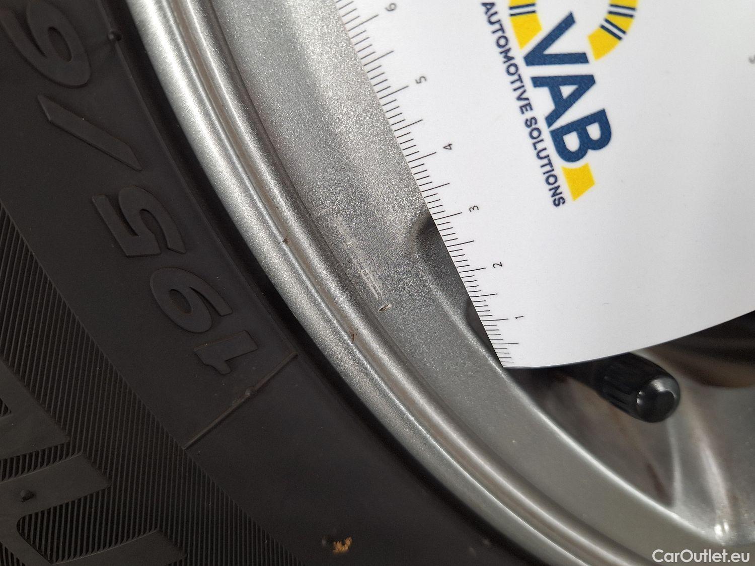  Hyundai  i30 Hyundai,  FL'20, Hyundai  5D 1.0 T-GDi 88kW Twist 5d #6