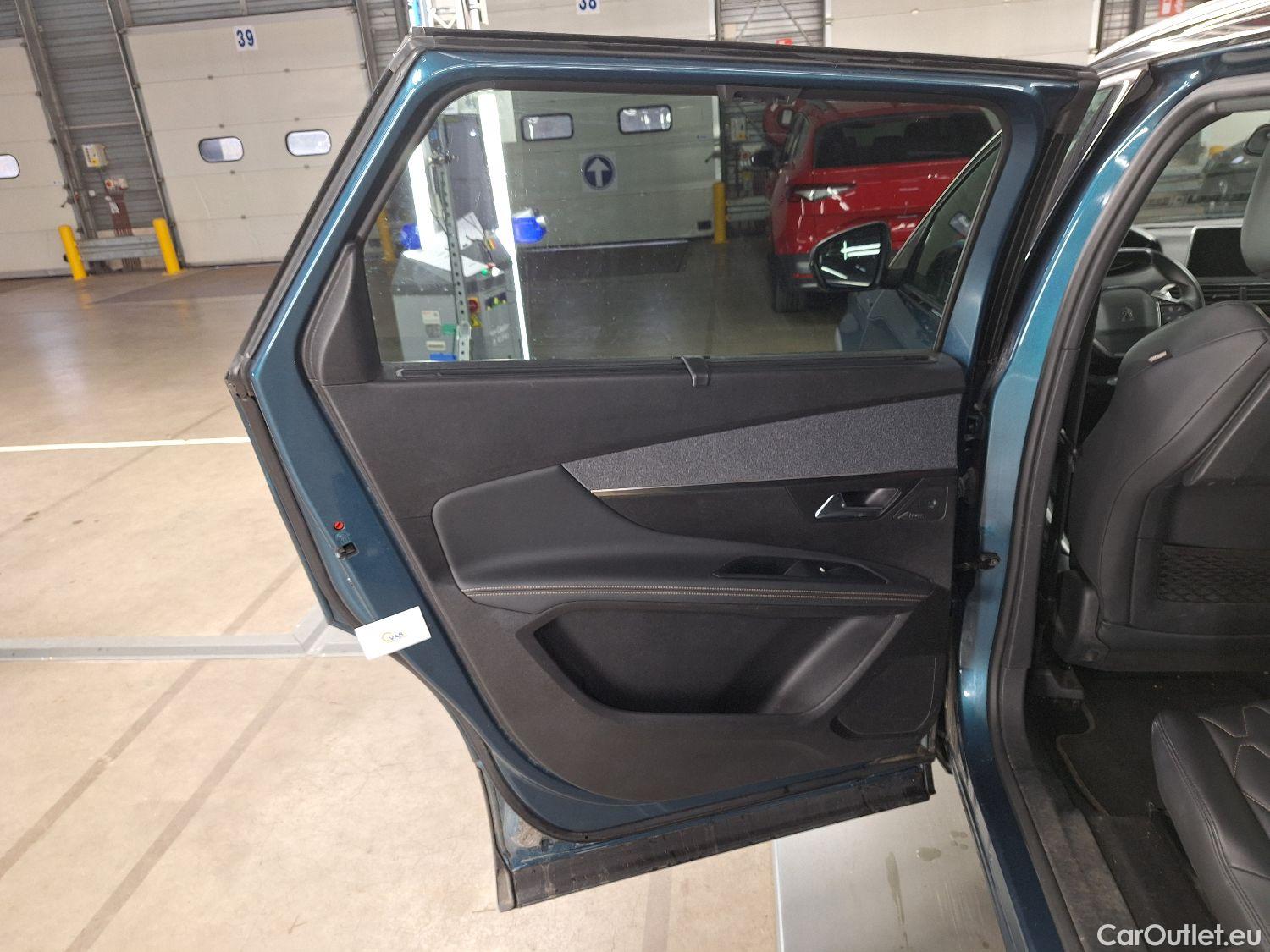  Peugeot  5008 Peugeot,  '16, Peugeot  1.5 BlueHDi 96kW S&S EAT8 GT Line 5d 7pl #16