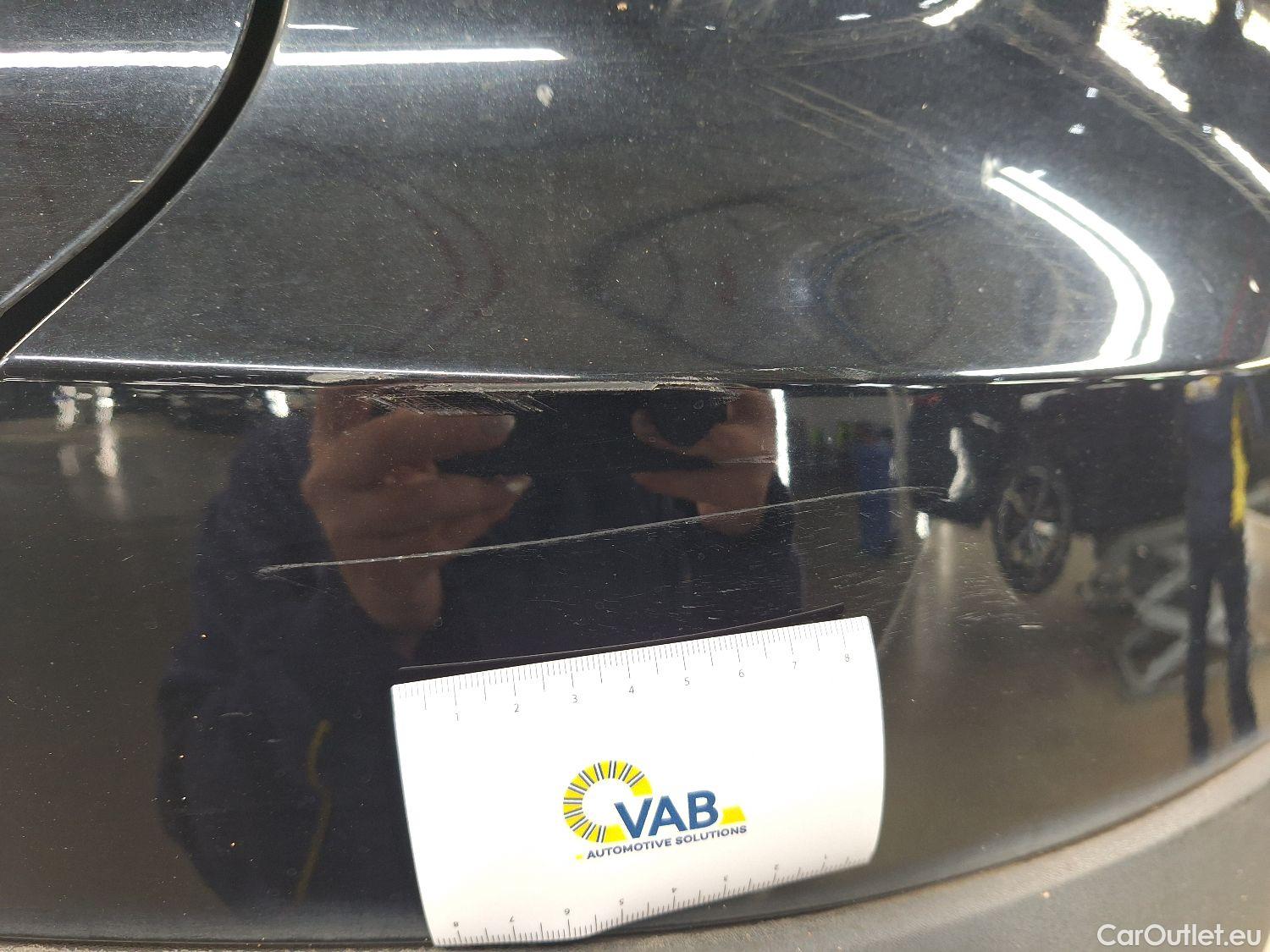  Volvo  XC 40 Volvo, XC40 '17, Volvo XC40 T5 Recharge Geartronic Inscription 5d #4