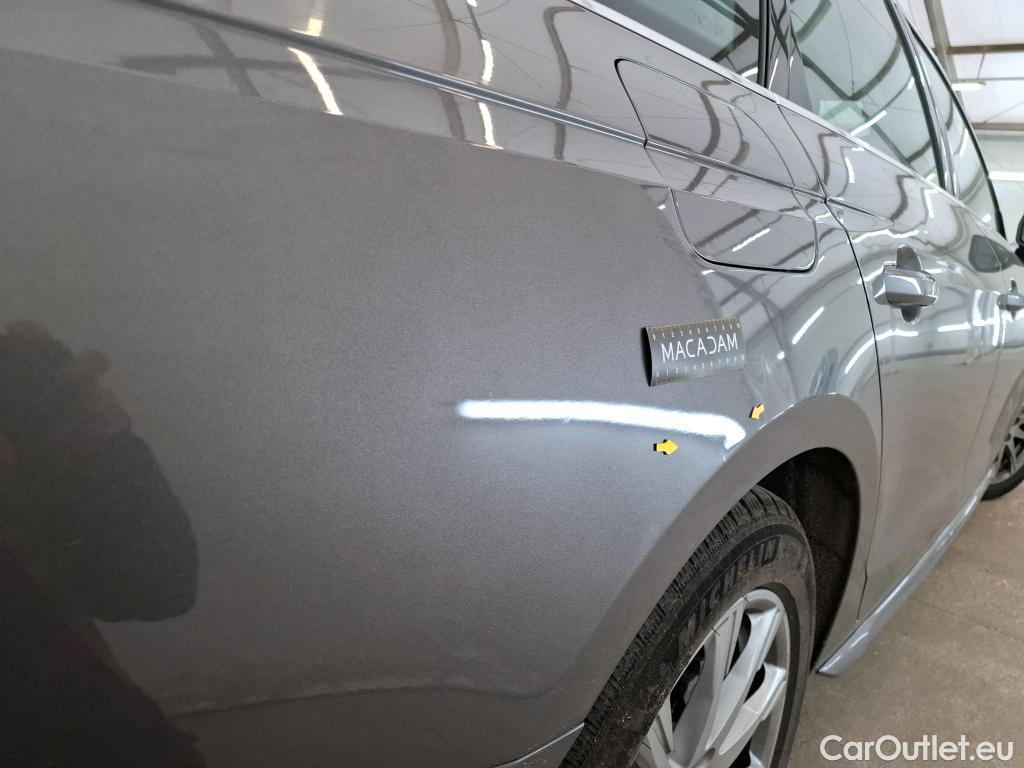  Audi  A4  Avant 30 TDI Business Line 2.0 TDI 135CV BVA7 E6d #1