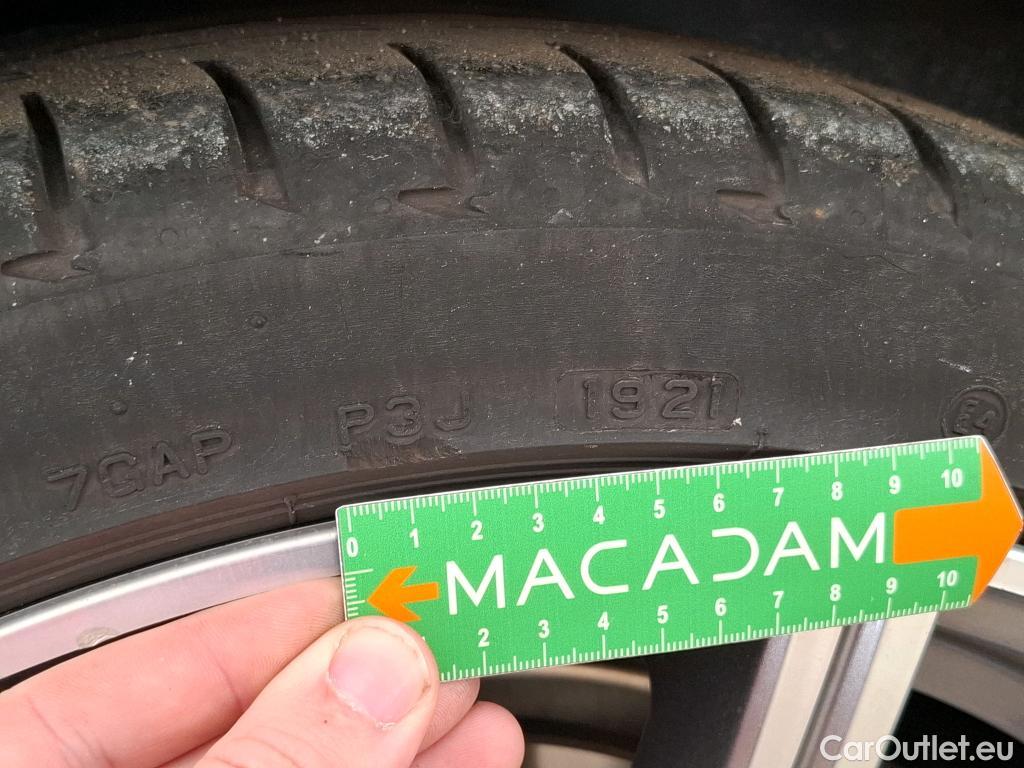  Audi  A5 Sportback AUDI  / 2019 / 5P / Berline 40 TDI 204 S TRONIC 7 S Edition SB(SP) #2