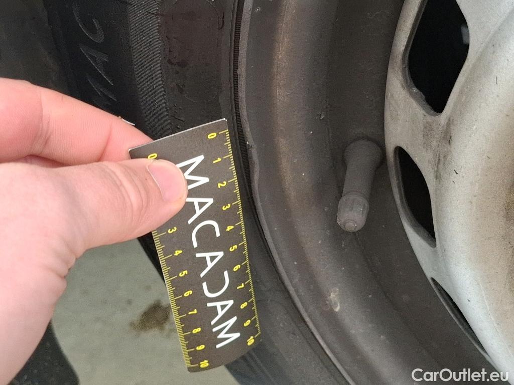  Citroen  Berlingo  Fourgon Club M 650 1.5 BlueHDi 75CV BVM5 E6dT #26