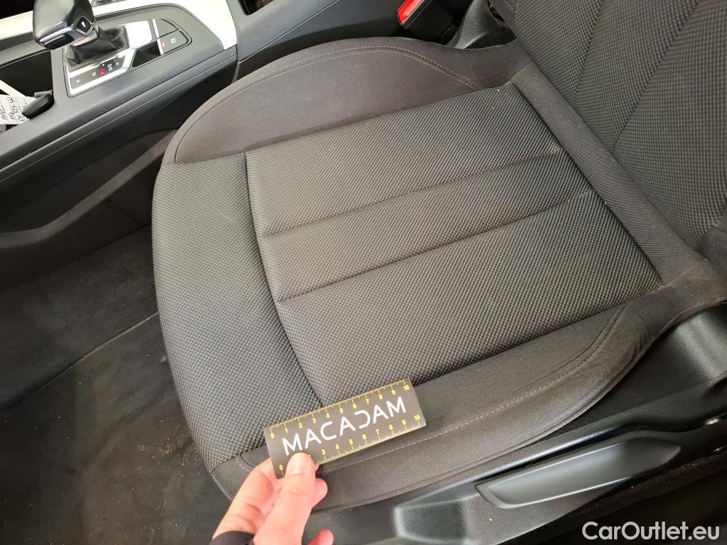  Audi  A4  Avant 30 TDI Business Line 2.0 TDI 135CV BVA7 E6d #17