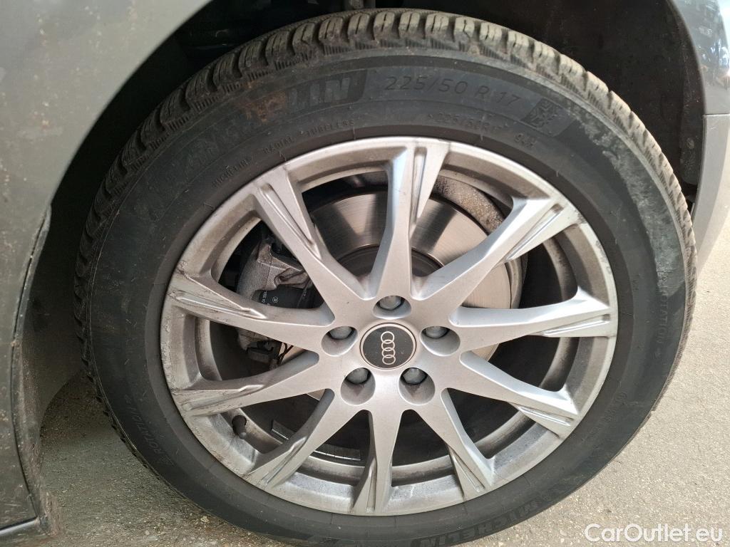  Audi  A4  Avant 30 TDI Business Line 2.0 TDI 135CV BVA7 E6d #6