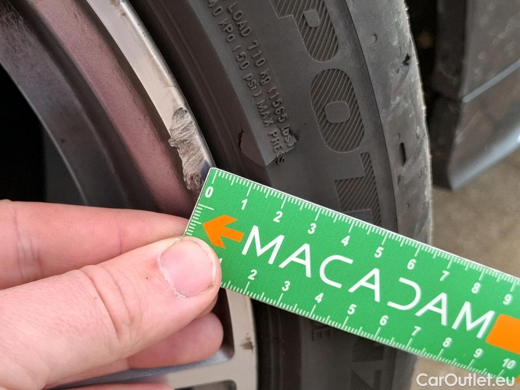  Audi  A5 Sportback AUDI  / 2019 / 5P / Berline 40 TDI 204 S TRONIC 7 S Edition SB(SP) #4