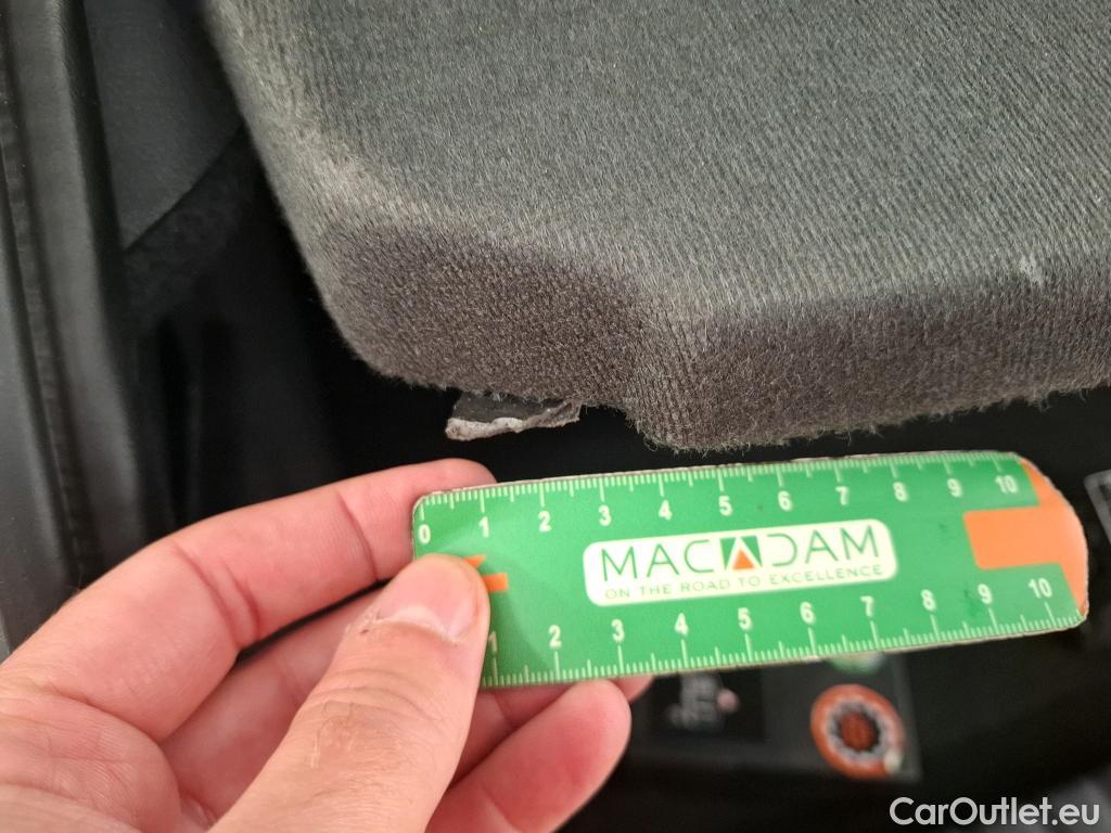  Bmw  Serie 1 BMW Série 1 / 2019 / 5P / Berline 116i DKG7 Business Design #9