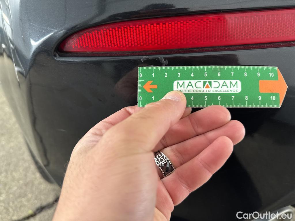  Bmw  Serie 1 BMW Série 1  2019  5P  Berline 116i Business Design #9