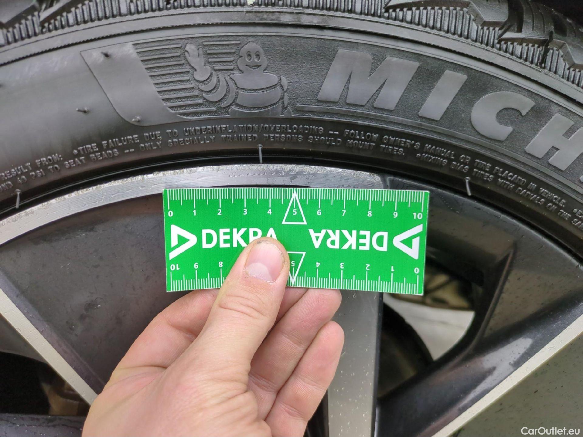  Skoda  Octavia SKODA  Combi / 2020 / 5P / Break 1.4 TSI PHEV iV 204 DSG6e Business #4