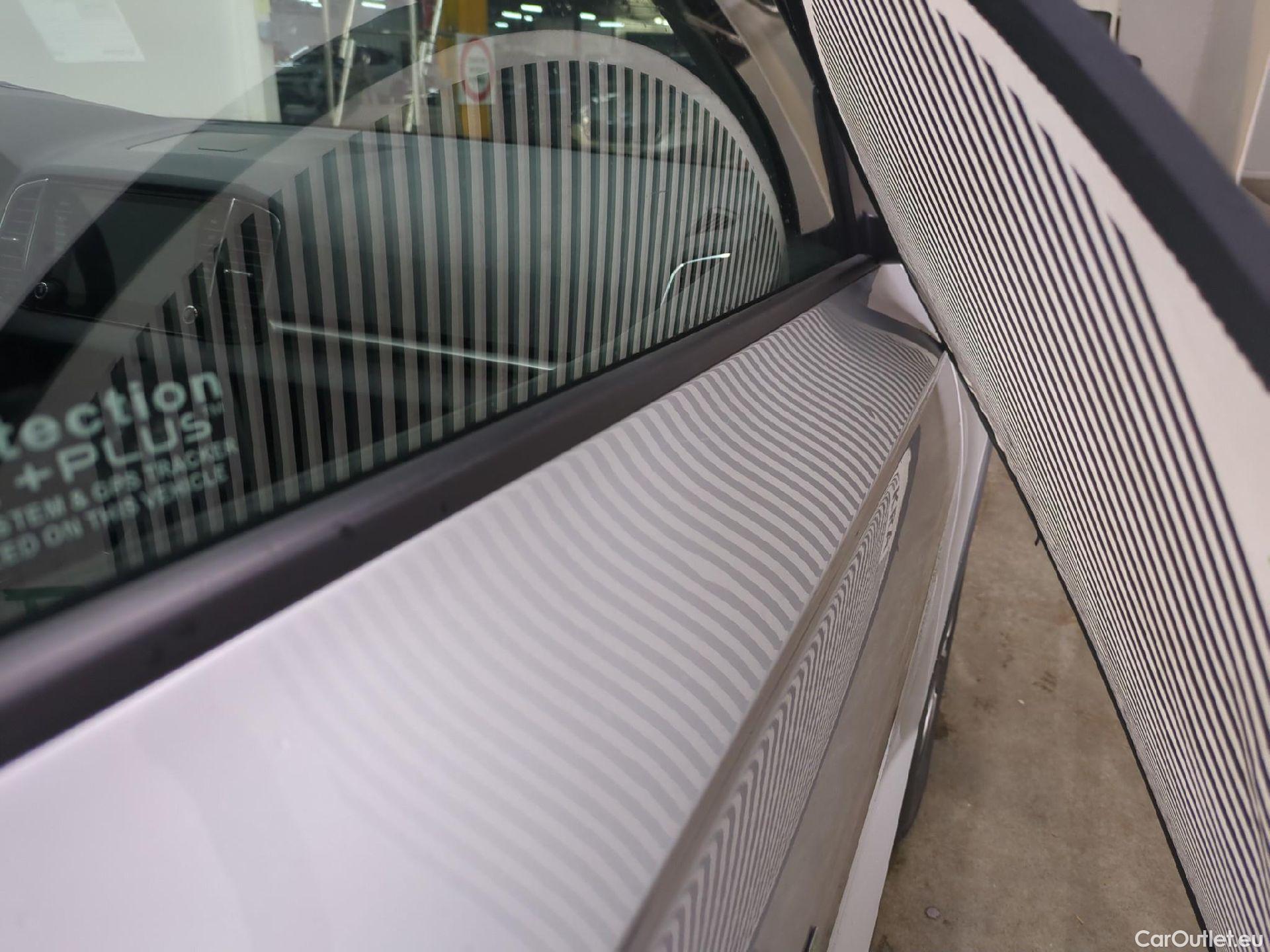  Skoda  Karoq SKODA  / 2017 / 5P / SUV 2.0 TDI 116ch Business #32