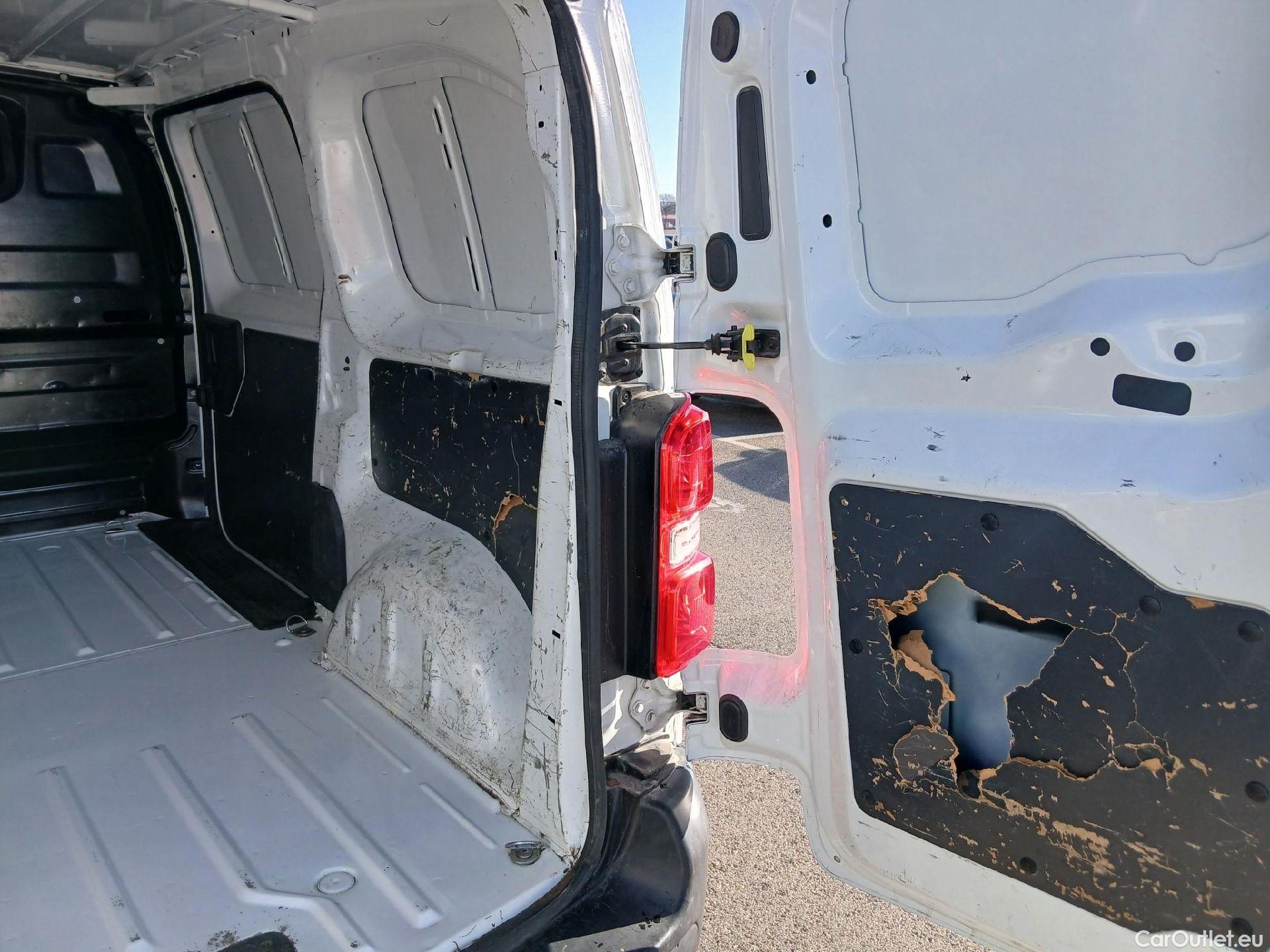  Toyota  Proace TOYOTA  / 2020 / 4P / furgón 1.5D 100CV GX 1PL 2PT L1 #5