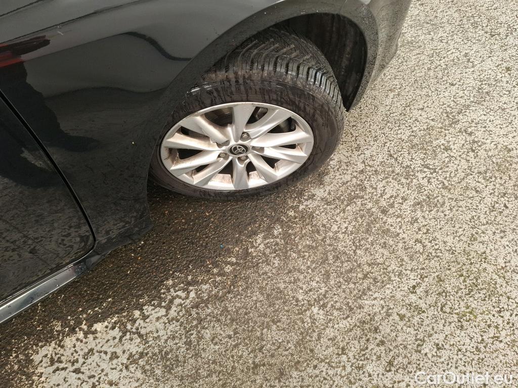  Toyota  Corolla TOYOTA  Touring Sports / 2022 / 5P / Break Hybride 140h Dynamic Business Beyond Zer #1