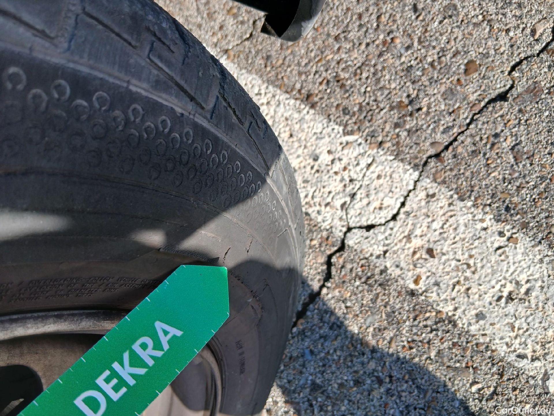  Toyota  Proace TOYOTA  / 2020 / 4P / furgón 1.5D 100CV GX 1PL 2PT L1 #20